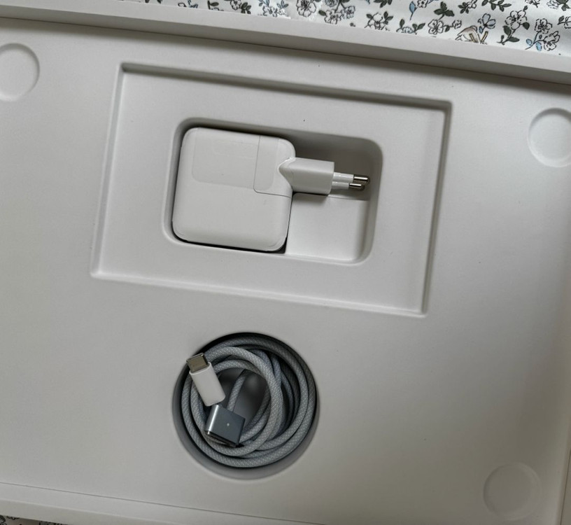 맥북에어 M4 13 16GB 512GB 스카이블루 이미지