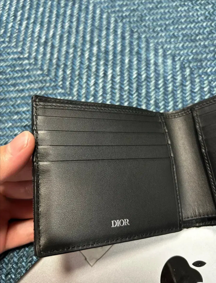 디올 오블리크 반지갑 이미지