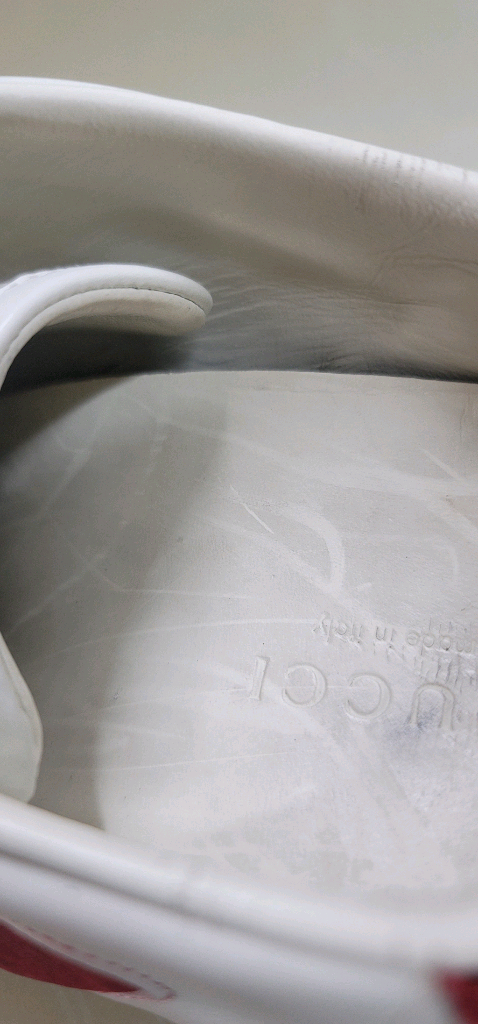 [정품] 구찌(GUCCI) 에이스 하트 스니커즈 (이태리 메이드)[판매 가격]450000이탈리아 럭셔리 브랜드 ** 이미지