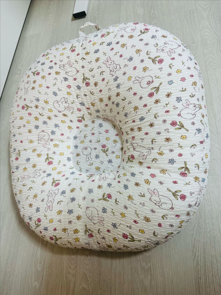 로토토베베 역류방지쿠션 로토토 쿠션 아기침대 이미지