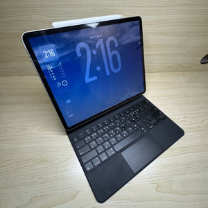 아이패드 프로 12.9인치 6세대 + 애플펜슬 2세대 이미지