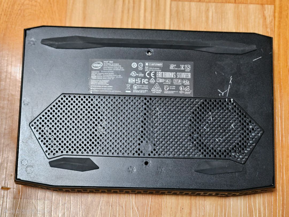 인텔 미니pc nuc킷 베어본(램ssd없음) / NUC8i7HVK / i7-8809G 이미지