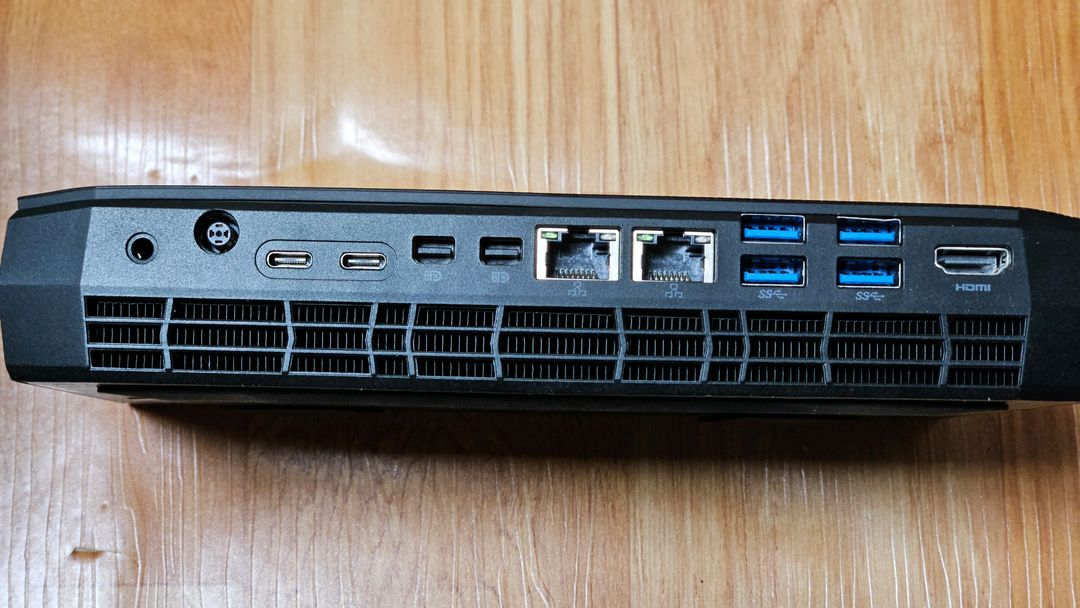 인텔 미니pc nuc킷 베어본(램ssd없음) / NUC8i7HVK / i7-8809G 이미지