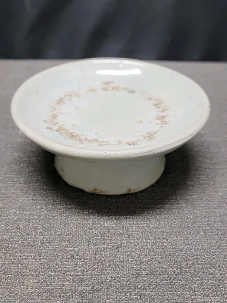 조선후기 백자 편대 높은굽 제기 이미지