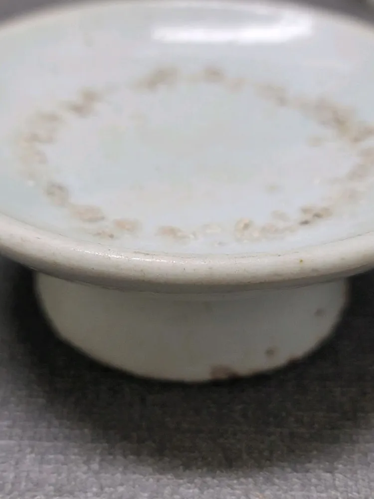 조선후기 백자 편대 높은굽 제기 이미지