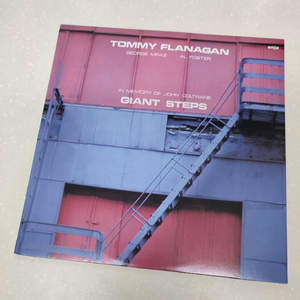 Tommy Flanagan - Giant Steps (In Memory Of John Coltrane) (LP) 이미지