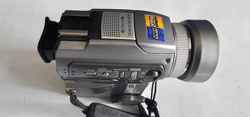 SONY DCR-PC115 6mm 캠코더 작동품 이미지