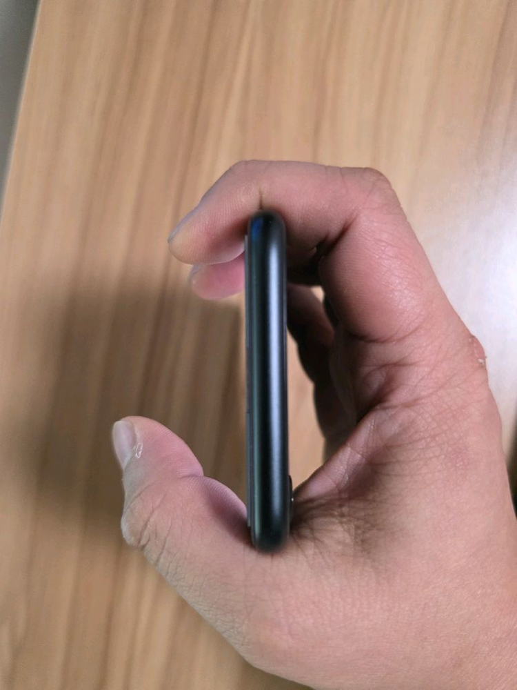 아이폰se2 블랙 64G 무음카메라 이미지