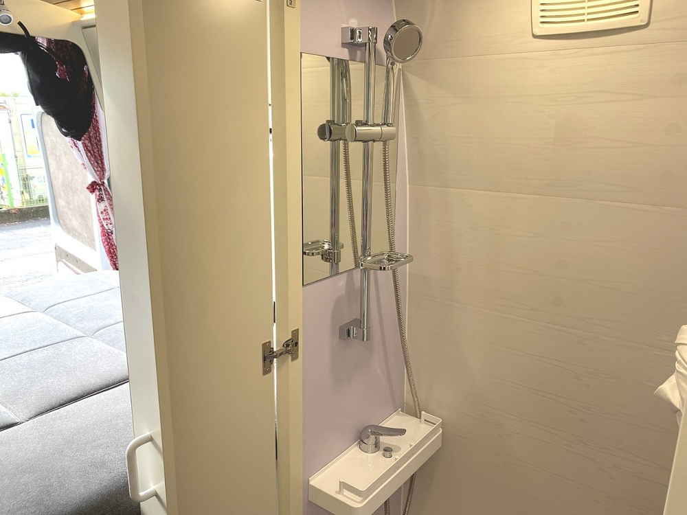 르노마스터 캠핑카 / 팝업 / 노지가능 / 아파트주차 / 상태최상 이미지