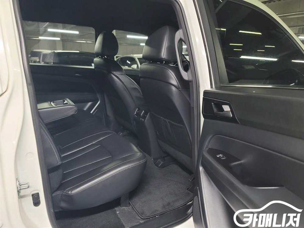 [KG모빌리티(쌍용) ]렉스턴 스포츠 칸 디젤 2.2 4WD 5링크 프레스티지 #불경기세일 이미지