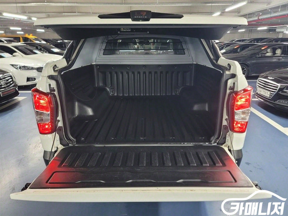 [KG모빌리티(쌍용) ]렉스턴 스포츠 칸 디젤 2.2 4WD 5링크 프레스티지 #불경기세일 이미지