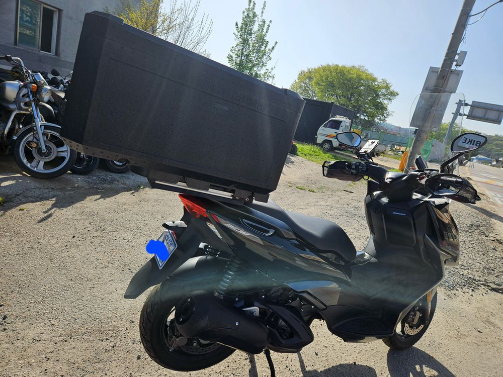 350cc 스쿠터 이미지