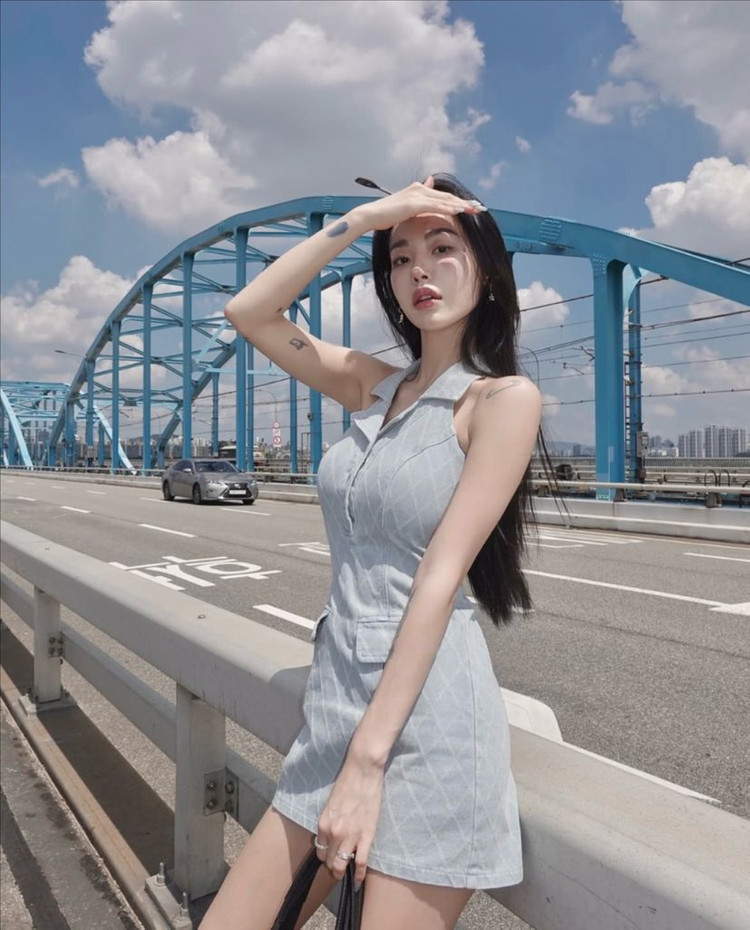 (새상품) 페일제이드 데님 자카드 홀터 드레스 원피스 연청 S 이미지