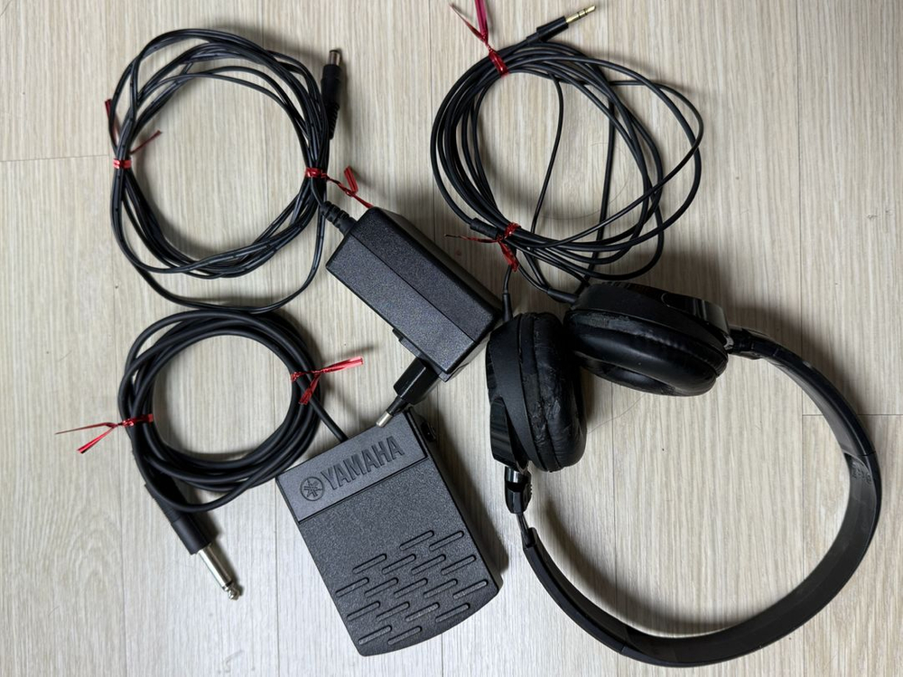 디지털피아노 세트 이미지