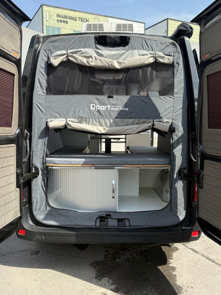 르노마스터 디파트 캠핑카 이미지