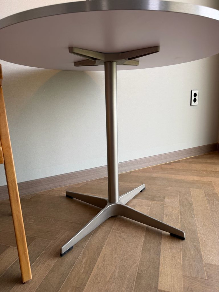 플랜트란스 FENIX 페닉스 원형 라운드 식탁 카페 테이블+라탄 의자 일괄 이미지