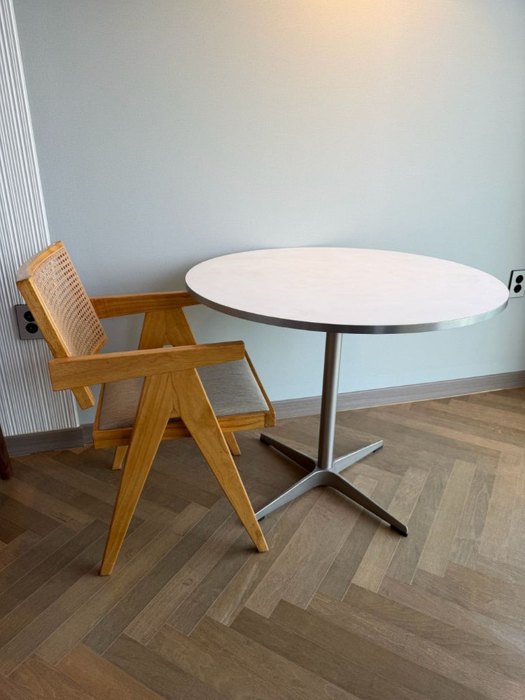 플랜트란스 FENIX 페닉스 원형 라운드 식탁 카페 테이블+라탄 의자 일괄 이미지