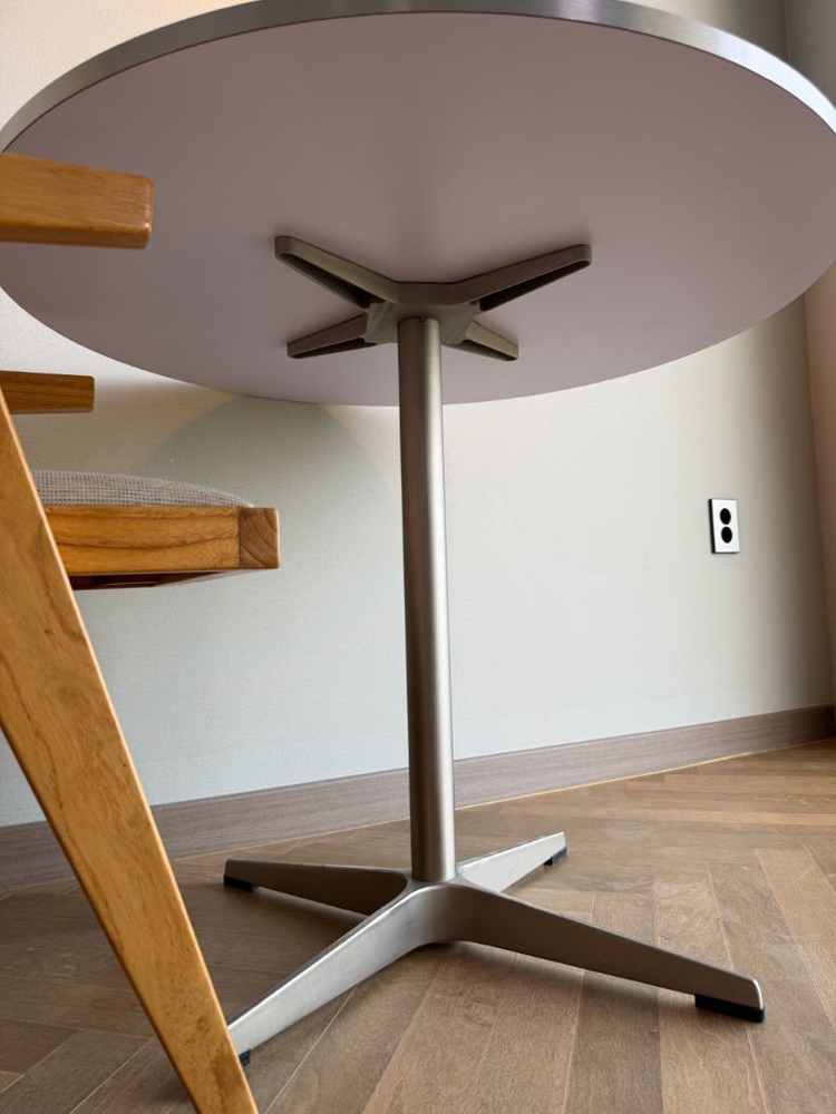 플랜트란스 FENIX 페닉스 원형 라운드 식탁 카페 테이블+라탄 의자 일괄 이미지