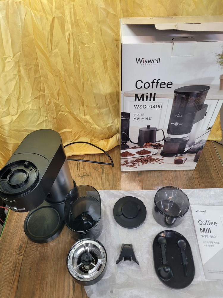 홈카페 위즈웰 전동커피밀 그라인더 WSG-9400 원두 고급형 도징 이미지