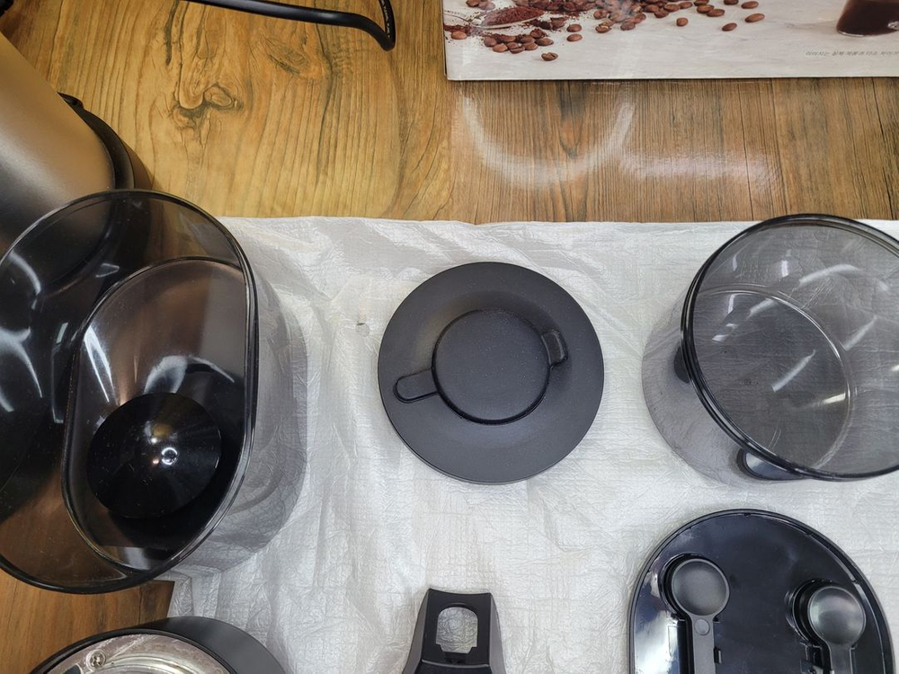 홈카페 위즈웰 전동커피밀 그라인더 WSG-9400 원두 고급형 도징 이미지