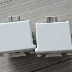 닌텐도위 모션플러스 아답터 2개 이미지