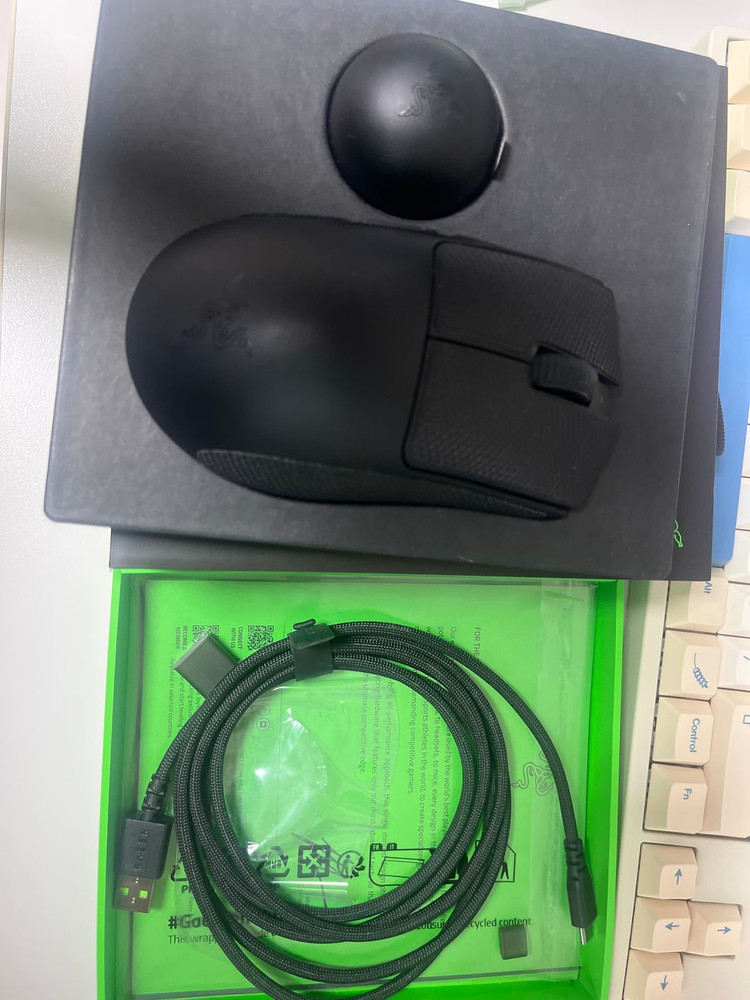 데스에더 v4 pro 블랙 판매합니다 이미지