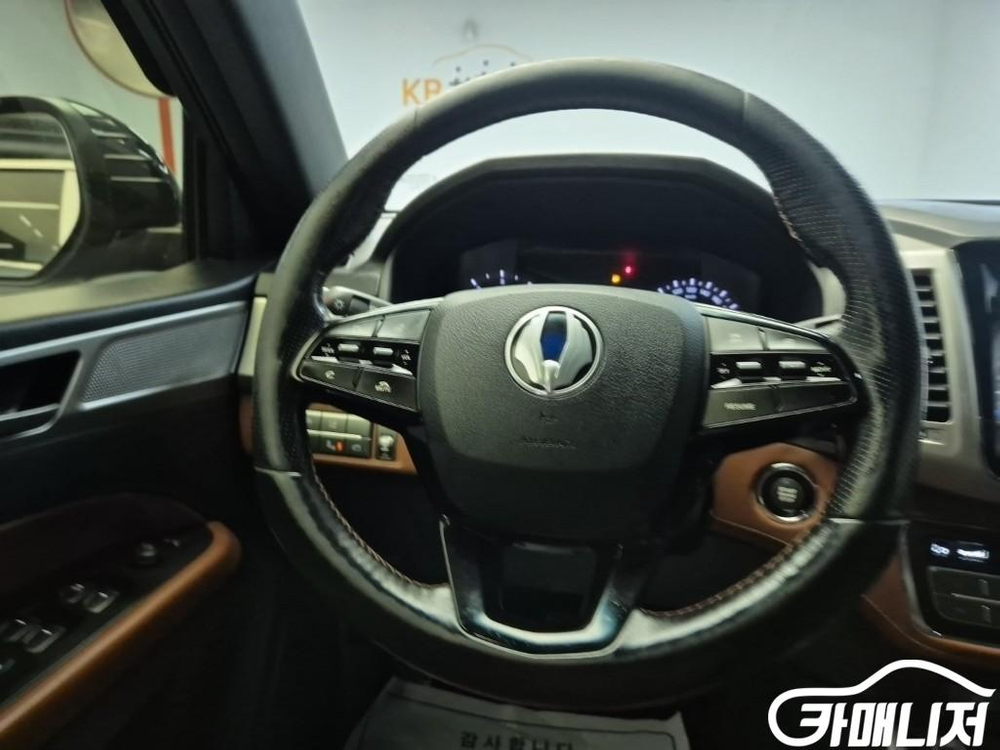 [KG모빌리티(쌍용) ]렉스턴 스포츠 칸 디젤 2.2 4WD 프로페셔널 S (5인승) #불경기세일 이미지