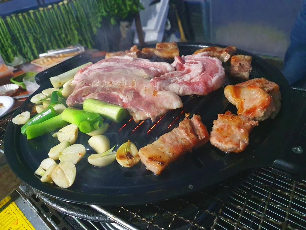모이스그릴 캠핑 숯불 불판 이미지