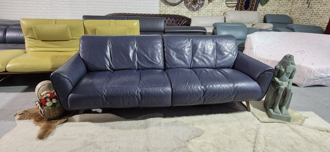 나뚜찌에디션 토비아 이태리 천연 전체가죽 3인 소파 이미지