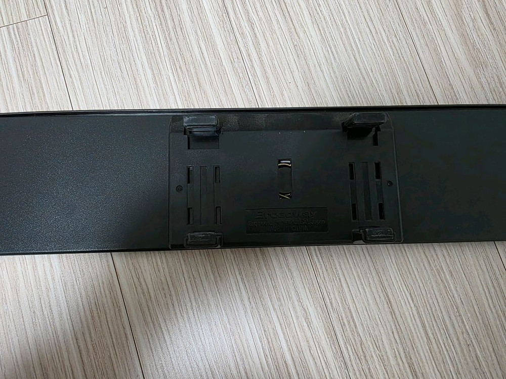 클레어 차량용 공기청정기,폰 거치대,시거잭,폰 충전기,룸미러 이미지