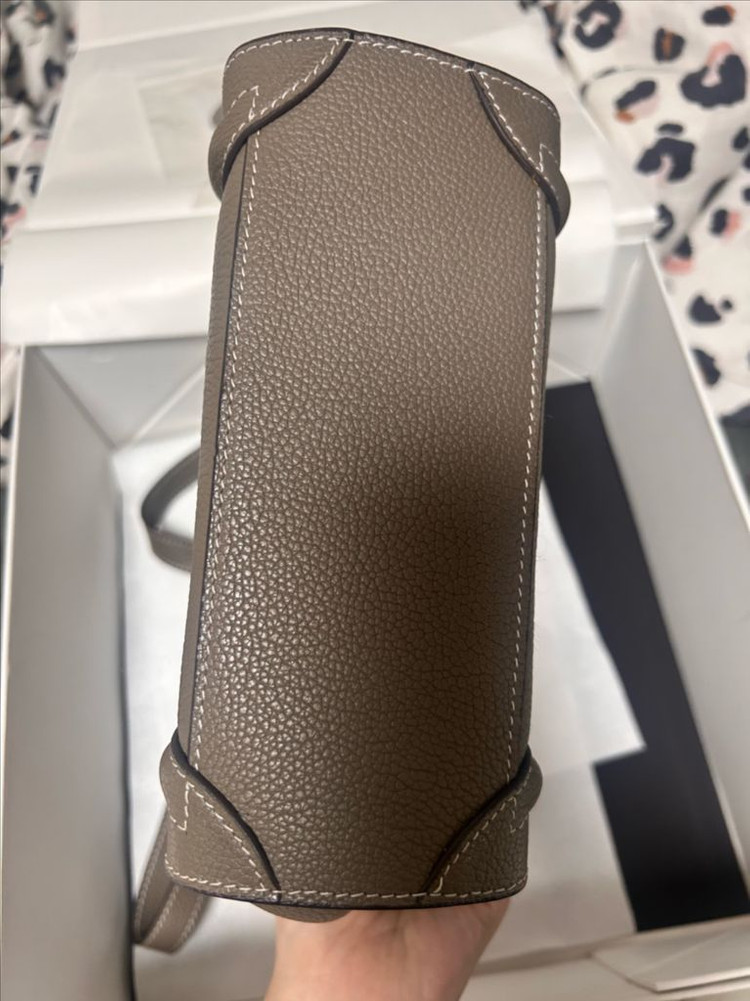 셀린느 러기지 나노 에토프 가방 이미지