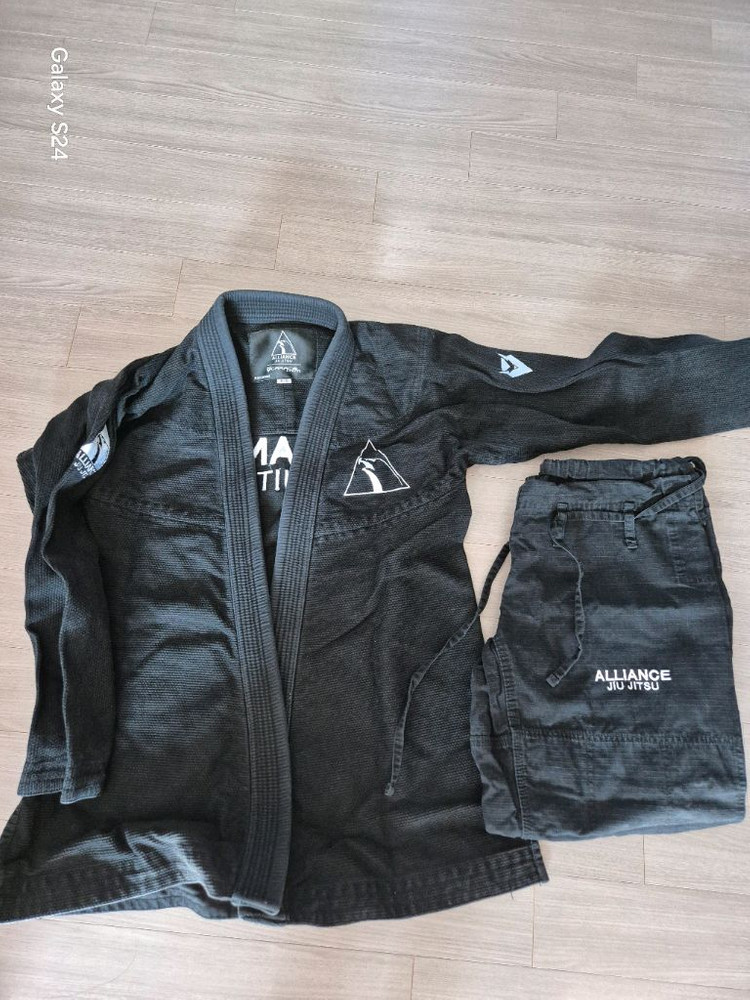 얼라이언스 주짓수 도복 이미지