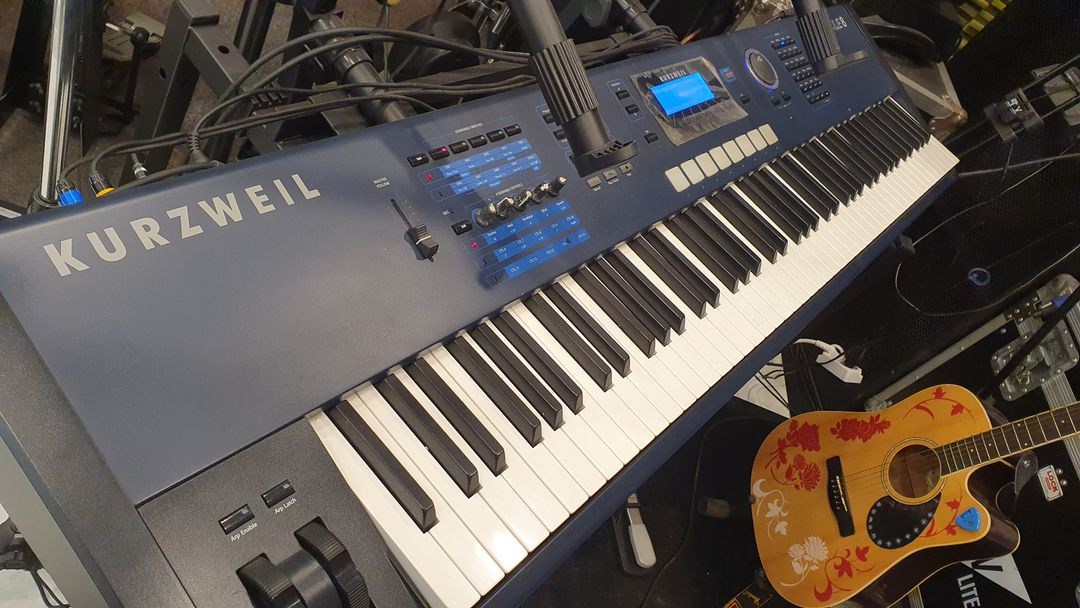 커즈와일(KURZWEIL) PC3 LE8 88건반 신디사이저 이미지