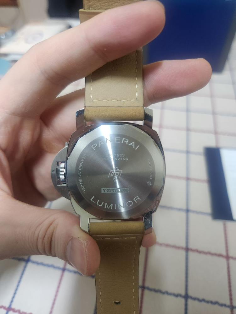 파네라이 루미노르 PAM01086 PAM1086 베이스 로고 모델 이미지