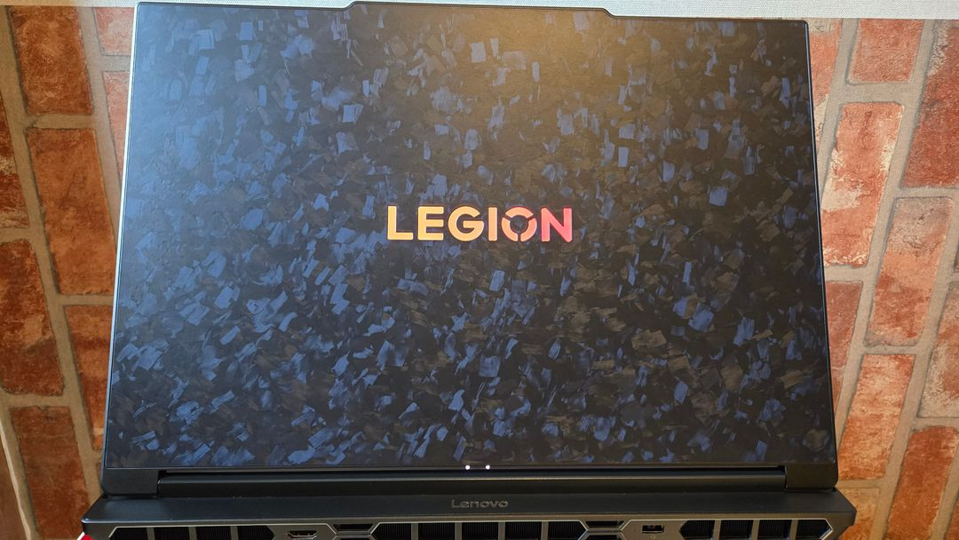 18형 리전프로 9i 3D육안액정 / LEGION PRO 9I /275HX/ RTX5080/32램/SSD2TB 이미지