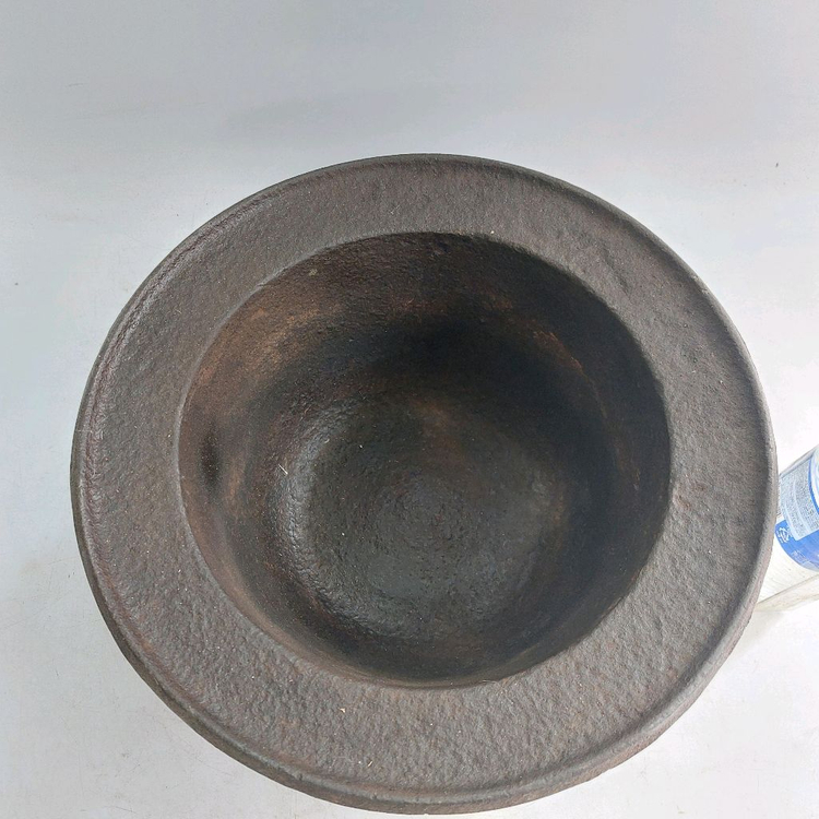 옛날 무쇠 갓화로 - 민속품. 수집용 이미지