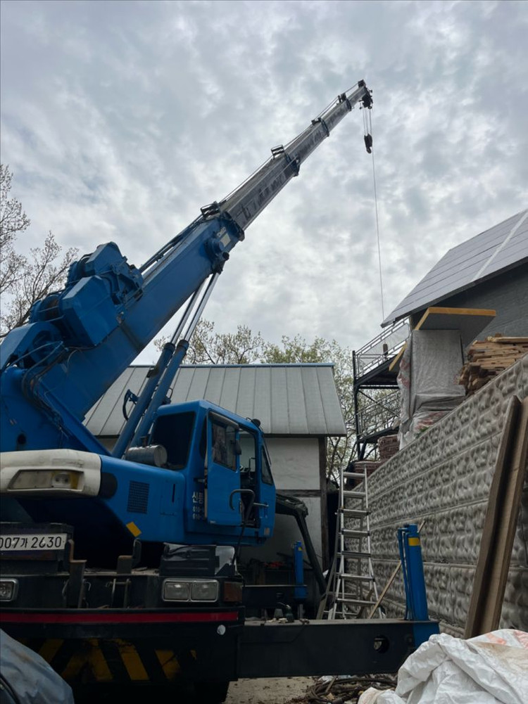 코벨코 16톤 크레인 이미지