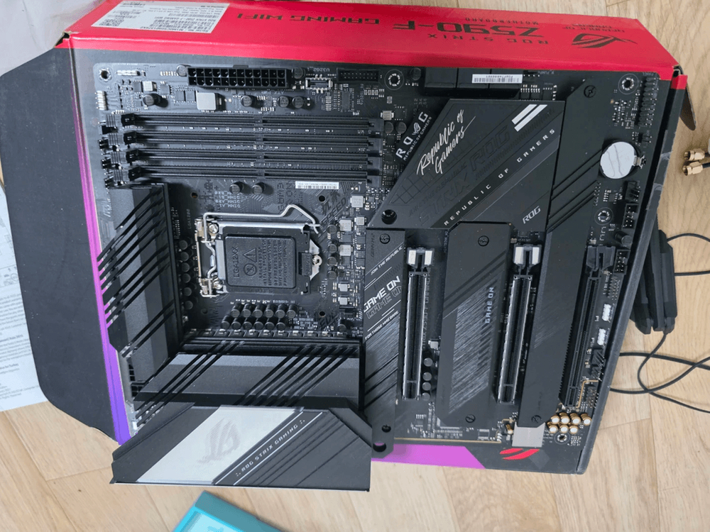 Z590 게이밍 WIFI6 메인보드 이미지