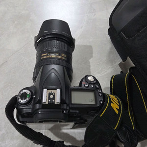 니콘 D90 DSLR 카메라 이미지