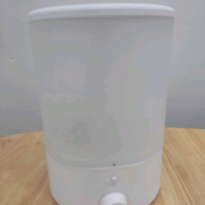 홈플래닛 초음파 가습기 H1008A1 화이트 이미지