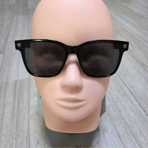 크롬하츠 선글라스 새상품 이미지