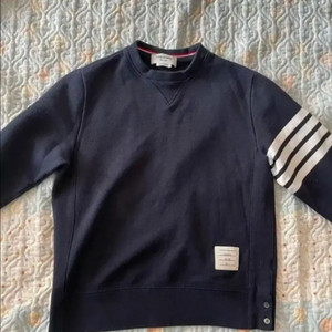 !급처! 톰브라운(정품) 맨투맨 네이비 2사이즈 판매/교환/교신 이미지