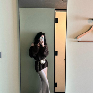 엔뉴엘 우아 실키 머메이드 스커트 이미지