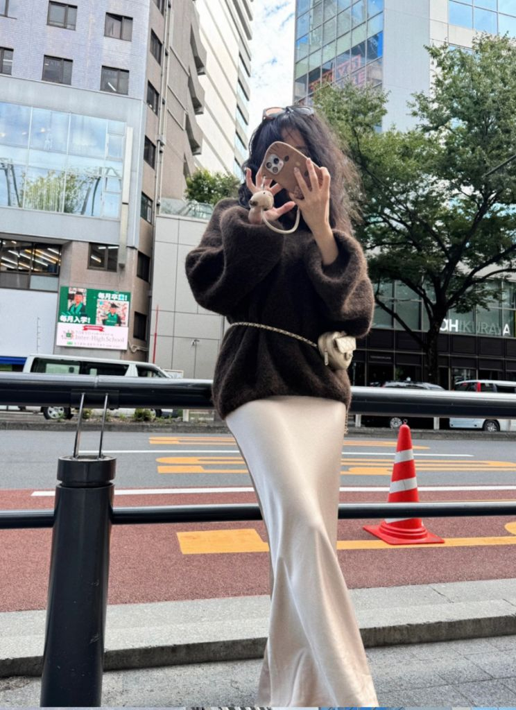 엔뉴엘 우아 실키 머메이드 스커트 이미지