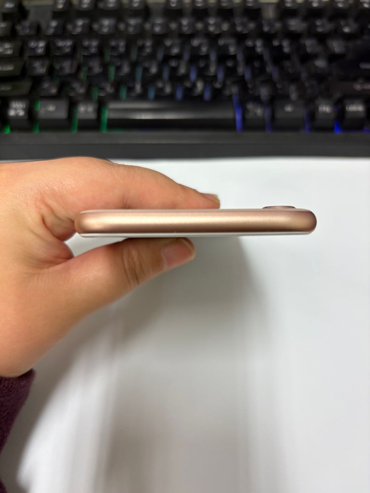 아이폰8 64GB 골드 중고폰 배터리91% 인스타 사진폰 감성폰 카메라폰 211275 이미지