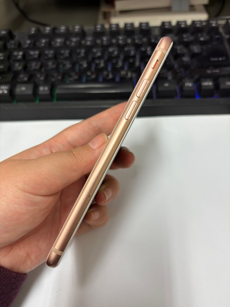 아이폰8 64GB 골드 중고폰 배터리91% 인스타 사진폰 감성폰 카메라폰 211275 이미지