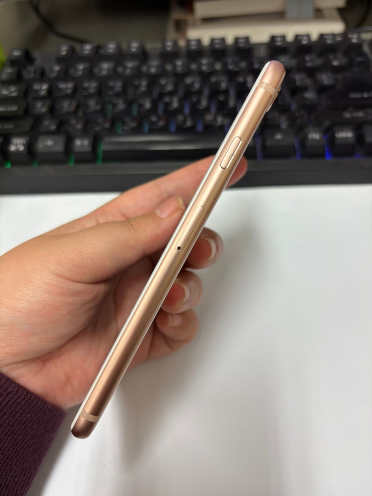 아이폰8 64GB 골드 중고폰 배터리91% 인스타 사진폰 감성폰 카메라폰 211275 이미지