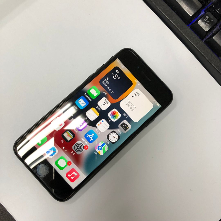 아이폰7 32GB 블랙 중고폰 배터리90% 인스타 사진폰 135952 이미지