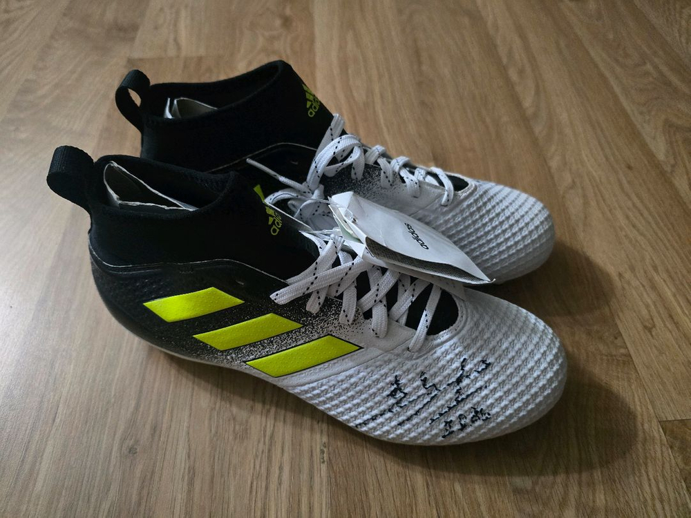 고요한 친필싸인 축구화 아디다스ACE17.3 260mm 이미지