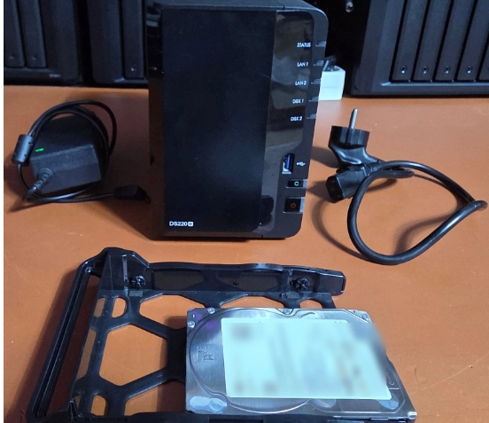 시놀로지DS220+ 저소음 2.5인치 HDD 5TB 이미지